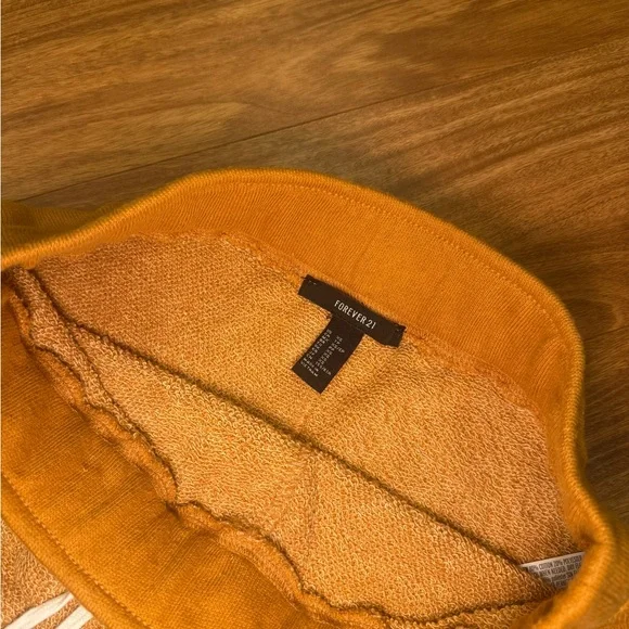 Forever 21 Mustard Knit Shorts - Picture 4 of 4